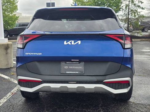 Used 2025 Kia Sportage EX FWD image 6