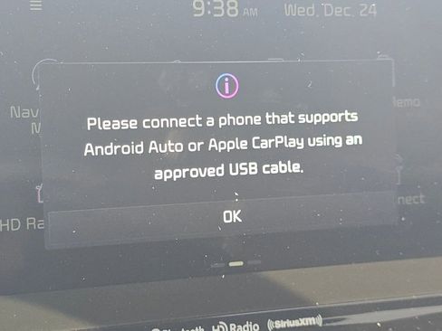 Used 2023 Kia Seltos S w/ Navigation Package image 4