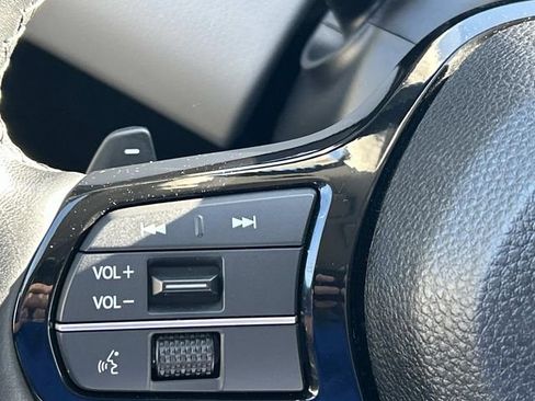 Used 2023 Honda Pilot Elite image 32