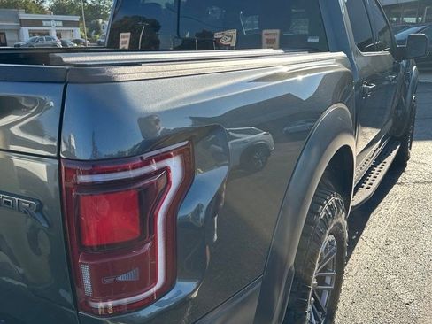 Used 2019 Ford F150 Raptor w/ Equipment Group 802A Luxury AWD/4WD image 12