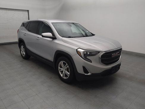 Used 2020 GMC Terrain SLE FWD image 13