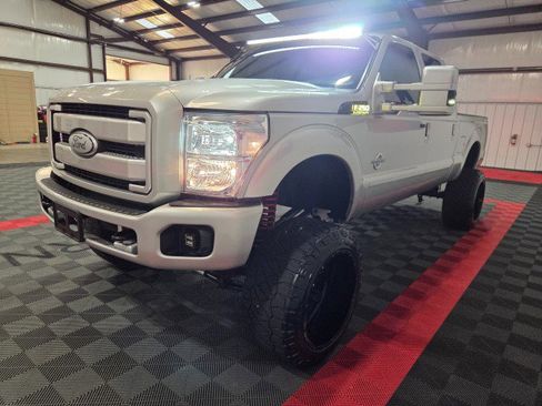 Used 2015 Ford F250 Lariat w/ Lariat Ultimate Package image 21