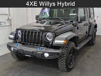 Used 2023 Jeep Wrangler Unlimited w/ Cold Weather Group