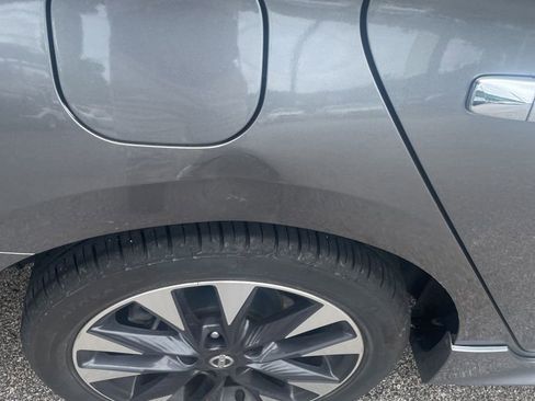 Used 2016 Nissan Sentra SR w/ Driver's Assist Package FWD image 11