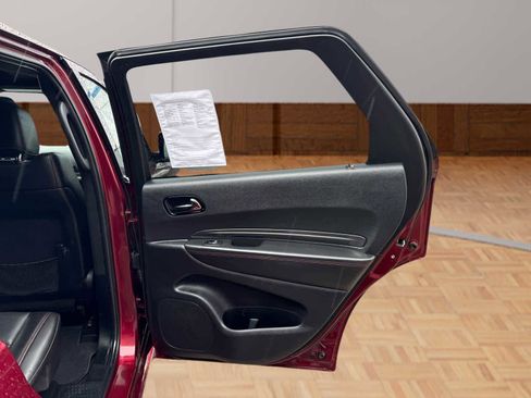 Used 2023 Dodge Durango GT image 14