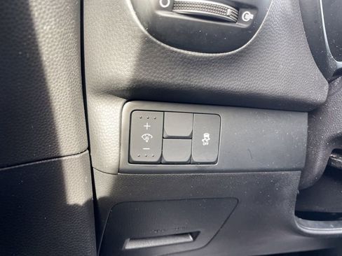 Used 2019 Kia Soul image 23