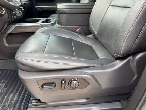 Used 2021 Chevrolet Silverado 1500 LTZ image 33