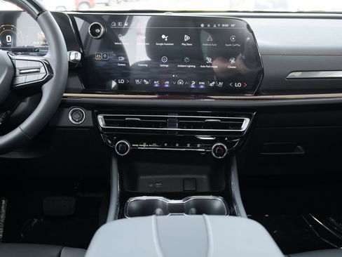 New 2026 Chevrolet Traverse RS image 28