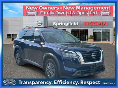 Used 2025 Nissan Pathfinder SV