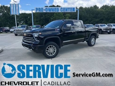 Used 2024 Chevrolet Silverado 2500 LTZ w/ LTZ Plus Package AWD/4WD image 1