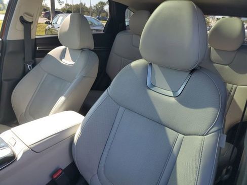 Used 2023 Hyundai Tucson Limited image 18