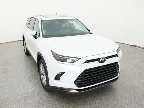New 2026 Toyota Grand Highlander Limited FWD image 14