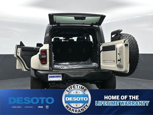 New 2025 Ford Bronco Raptor image 39