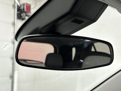 Used 2023 Chevrolet Equinox LT w/ LPO, Floor Liner Package image 28