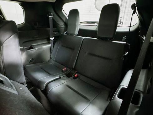 Used 2024 Mitsubishi Outlander SE image 29