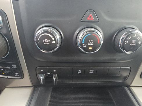 Used 2014 RAM 1500 Big Horn AWD/4WD image 16