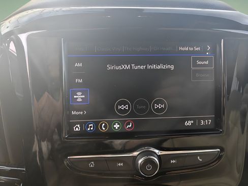 Used 2023 Chevrolet Traverse LT w/ LPO, Floor Liner Package image 30