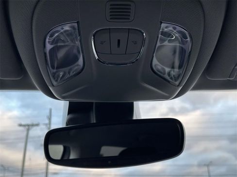 Used 2022 Jeep Compass Limited image 29