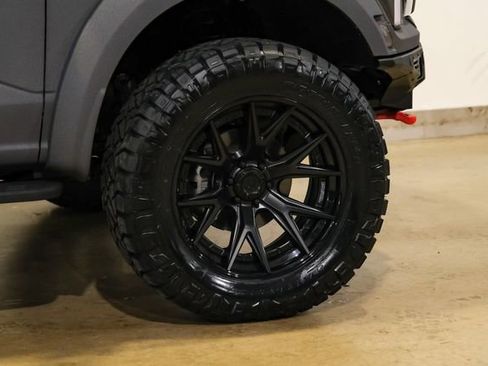 Used 2025 Ford F150 Raptor w/ Equipment Group 803A Raptor R AWD/4WD image 30