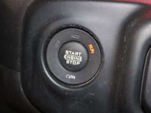 Used 2022 Jeep Gladiator Rubicon w/ Cold Weather Group AWD/4WD image 26
