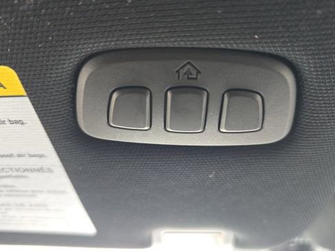 Used 2025 Ford Explorer ST image 42