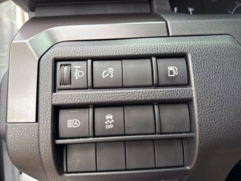 Used 2025 Toyota 4Runner SR5 image 31