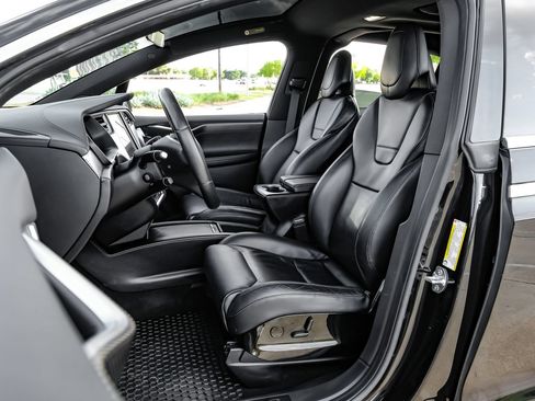 Used 2016 Tesla Model X 75D AWD/4WD image 29