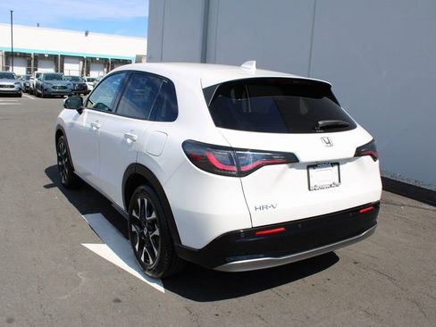 New 2026 Honda HR-V EX-L image 9