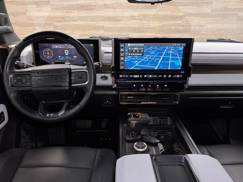 Used 2025 GMC Hummer EV 2X image 2