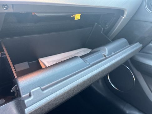 Used 2019 Ford Mustang Premium RWD image 23
