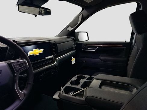 New 2026 Chevrolet Silverado 1500 LT image 24