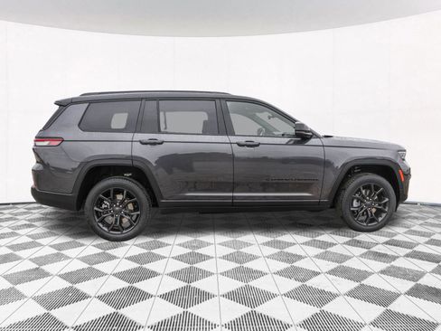New 2025 Jeep Grand Cherokee L Limited image 14