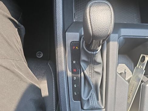 Used 2023 Honda Accord EX image 18