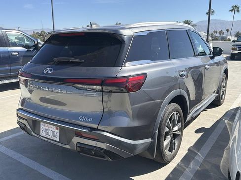 Used 2023 INFINITI QX60 Luxe w/ Cargo Package FWD image 8