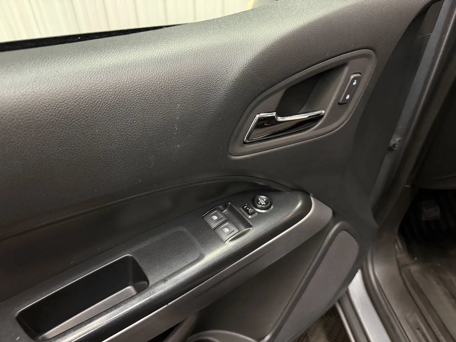 Used 2022 Chevrolet Colorado LT w/ Fleet Safety Package RWD image 28