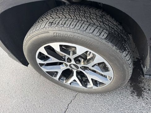 Used 2023 Cadillac Escalade Sport w/ LPO, ONYX Package image 11