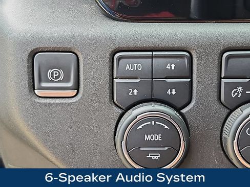 Used 2022 Chevrolet Silverado 1500 LT Trail Boss AWD/4WD image 11