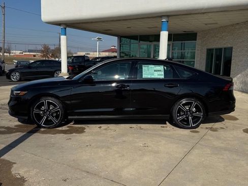 New 2026 Honda Accord SE image 2