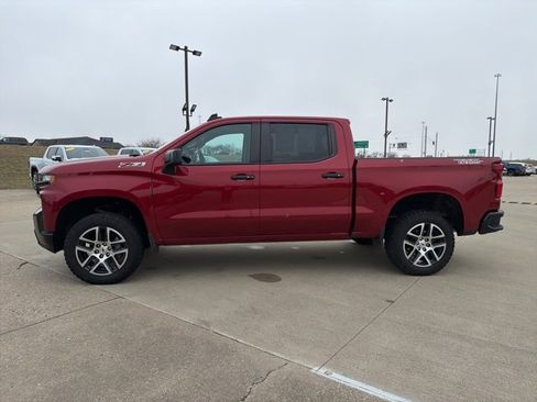 Used 2019 Chevrolet Silverado 1500 LT Trail Boss image 16