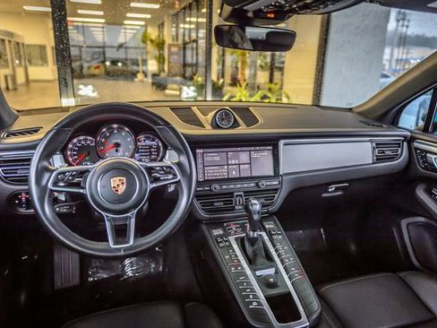 Used 2019 Porsche Macan S image 23