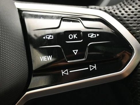 Used 2023 Volkswagen Tiguan SE R-Line FWD image 20