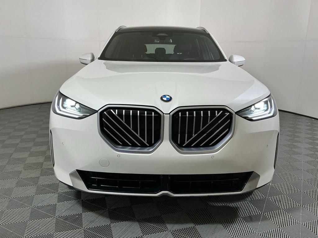 Certified 2025 BMW X3 xDrive30i w/ Convenience Package AWD/4WD image 3