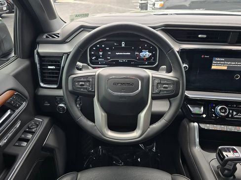 Used 2023 GMC Sierra 1500 Denali AWD/4WD image 13