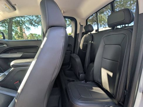 Used 2019 Chevrolet Colorado ZR2 AWD/4WD image 18