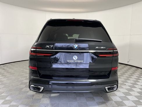 Used 2025 BMW X7 xDrive40i w/ M Sport Package image 6