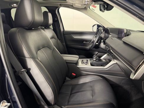 Used 2024 MAZDA CX-90 Plug-In Hybrid w/ Premium Pkg AWD/4WD image 33