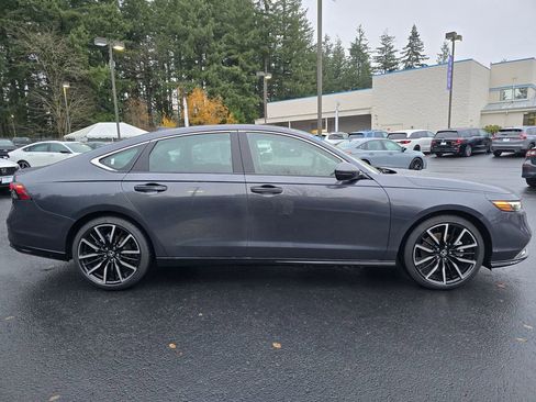 Certified 2025 Honda Accord Touring image 24