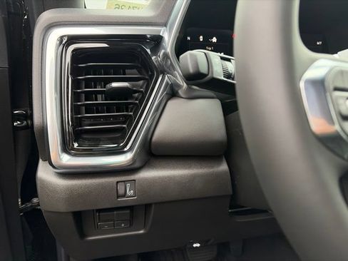 New 2026 GMC Canyon Elevation w/ Convenience Package AWD/4WD image 17