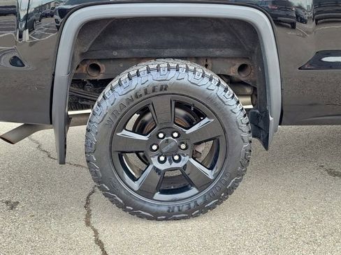 Used 2018 GMC Sierra 1500 SLE w/ SLE Value Package image 7