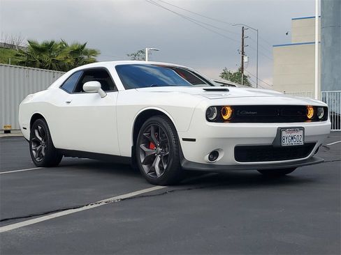 Used 2018 Dodge Challenger SXT Plus image 27